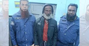 কুষ্টিয়ায় ট্রেন থেকে ৭০ বোতল ফেনসিডিল আটক ১