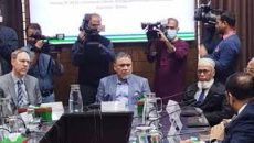 আমরা রাজনীতির মধ্যে ঢুকতে চাই না: সিইসি