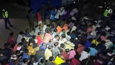 মালয়েশিয়ায় ৬৪ বাংলাদেশিসহ ১০৫ অবৈধ অভিবাসী আটক