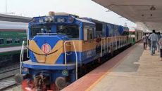 রেলওয়ের রানিং স্টাফদের কর্মবিরতি স্থগিত, ট্রেন চলাচল শুরু