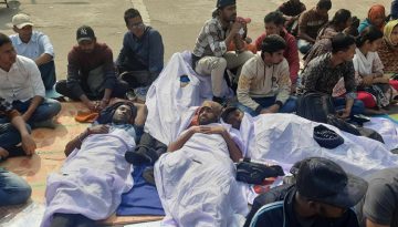 আজও আমরণ অনশনে অব্যাহতি পাওয়া শিক্ষানবিশ এসআইরা