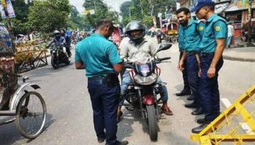 সড়কে শৃঙ্খলা ফেরাতে ডিএমপির ২১৮০ মামলা