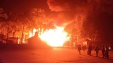 সেন্টমার্টিনে ভয়াবহ আগুনে তিন রিসোর্ট পুড়ে ছাই