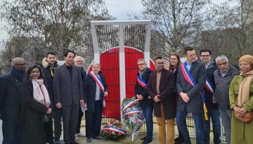 প্যারিসে আন্তর্জাতিক মাতৃভাষা দিবস পালিত