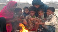 রাজধানীতে ছিন্নমূল মানুষের বেঁচে থাকার লড়াই