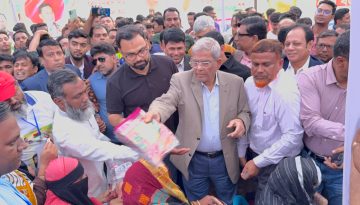 সরকারের সহায়তায় নতুন দল গঠন করলে জনগণ মেনে নিবে না: মির্জা ফখরুল