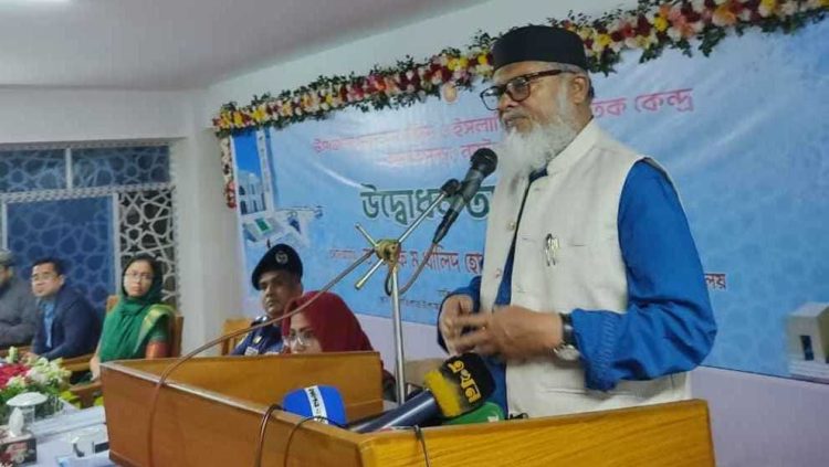 সরকার বাংলাদেশকে সাম্প্রদায়িক সম্প্রীতির মডেল হিসেবে উপস্থাপন করতে চায়: ধর্ম উপদেষ্টা