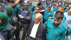 আদালতে কাঁদলেন কামাল আহমেদ মজুমদার