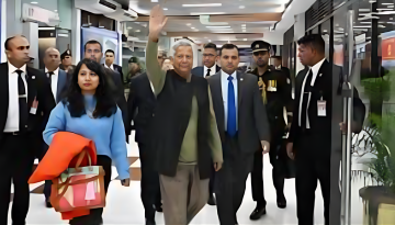 আমিরাতের উদ্দেশে ঢাকা ছেড়েছেন প্রধান উপদেষ্টা