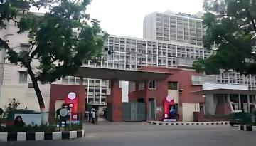 প্রশাসন এখনো আওয়ামী সুবিধাভোগীদের খপ্পরে; সরকারকে ব্যর্থ করতে চলছে অপতৎপরতা!