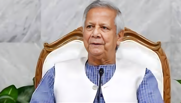 আইন-শৃঙ্খলা স্বাভাবিক রাখতে ডিসিদের সজাগ থাকার নির্দেশ প্রধান উপদেষ্টার