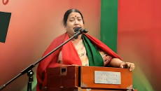 সুস্থ হয়ে বাসায় ফিরলেন ফরিদা পারভীন