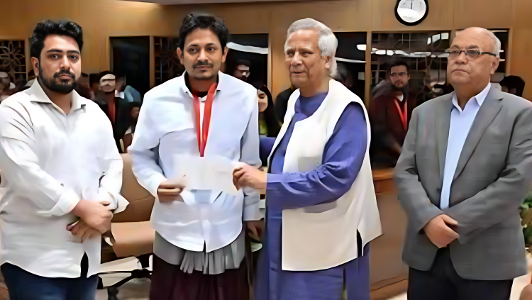 জুলাই অভ্যুত্থানে আহত ও শহীদ পরিবারদের আর্থিক সহায়তা শুরু