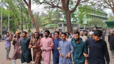 আওয়ামীলিগ নিষিদ্ধের দাবিতে জবিতে বিক্ষোভ মিছিল