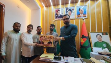 চব্বিশের শহিদ ও আহত পরিবারকে ঈদ উপহার দিলেন বিএনপি নেতা আমিনুল হক