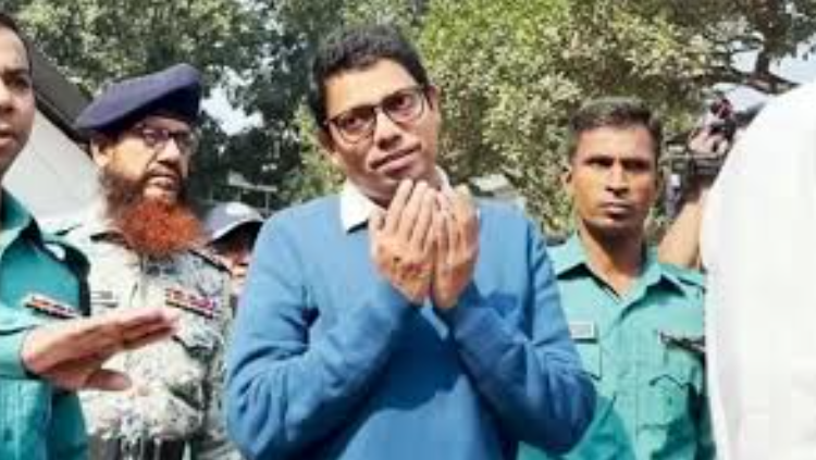 ফের রিমান্ডে পলক, কাঠগড়া থেকে জানালেন ঈদের শুভেচ্ছা