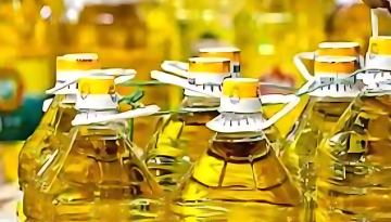 রমজান শুরুর আগেই অস্থির নিত্যপণ্যের বাজার, সংকট সয়াবিন তেলের