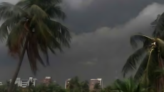 সকালের মধ্যে চার অঞ্চলে ৬০ কিমি বেগে ঝড়ের আশঙ্কা