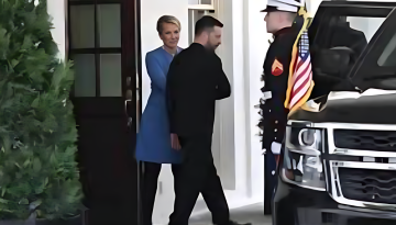 ডিনারের আগেই বের হয়ে যেতে বলা হয় জেলেনস্কিকে