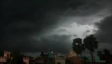 রাতের মধ্যে ঢাকাসহ যেসব অঞ্চলে ঝড়ের আশঙ্কা