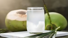 ইফতারে খালি পেটে ডাবের পানির উপকারীতা ও সতর্কতা