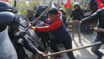 নেপালে রাজতন্ত্র ফিরিয়ে আনার দাবিতে বিক্ষোভ-সংঘর্ষ, নিহত ২