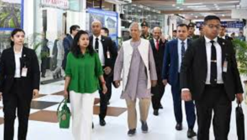 চীনের উদ্দেশে ঢাকা ছেড়েছেন প্রধান উপদেষ্টা ড. ইউনূস