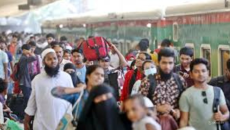 নাড়ির টানে ছুটছে মানুষ, ফাঁকা হচ্ছে ঢাকা