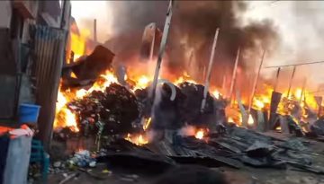 কালিয়াকৈরে ঝুট ও গ্যাস সিলিন্ডারের গোডাউনে ভয়াবহ আগুন