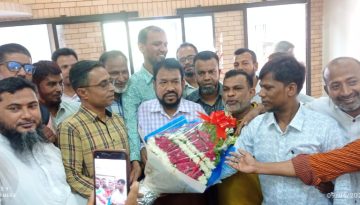 ডিএসসিসির শ্রমিক কর্মচারী ইউনিয়ন নেতৃবৃন্দদের শুভেচ্ছা বরণ 