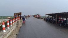 তারপরও নেওয়া হচ্ছে :টোল কয়রা ও পাইকগাছা ব্রিজের নির্মাণ ব্যয়ের ৪০ গুণ টাকা উত্তোলন