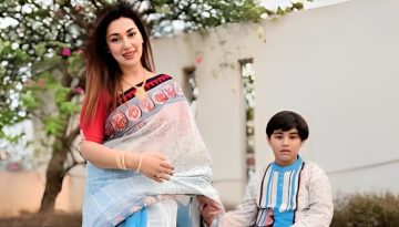 ছেলের সঙ্গে নববর্ষ উদযাপন অপু বিশ্বাসের