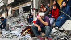 ইসরাইলের বর্বর হামলায় গাজায় ৬৪ ফিলিস্তিনি নিহত