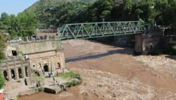 হঠাৎ সিন্ধুর পানি ছেড়ে দিয়েছে ভারত, বন্যার কবলে পাকিস্তানের কাশ্মির