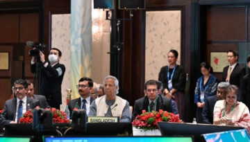 রাখাইনে আরও বাস্তুচ্যুতি বন্ধে মানবিক চ্যানেল স্থাপনের আহ্বান: প্রধান উপদেষ্টা