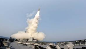 উত্তেজনার মধ্যেই মিসাইল ধ্বংসের পরীক্ষা চালাল ভারতীয় নৌবাহিনী