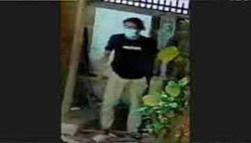 চারুকলায় ফ্যাসিস্ট প্রতিকৃতি পোড়ানোয় সন্দেহে ঢাকা বিশ্ববিদ্যালয়ের শিক্ষার্থী