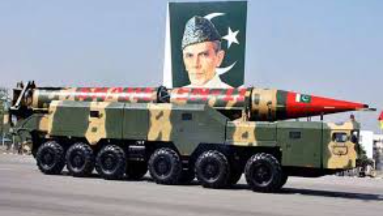 ১৩০টি পারমাণবিক ক্ষেপণাস্ত্র প্রস্তুত রেখেছে পাকিস্তান
