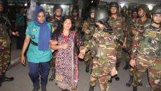 মিরপুরে যৌথবাহিনীর অভিযোগে মাদক সম্রাজ্ঞীসহ আটক ৫