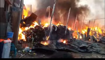 কালিয়াকৈরে ঝুট ও গ্যাস সিলিন্ডারের গোডাউনে ভয়াবহ আগুন