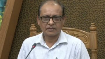 বায়োলজিতে ক্যারিয়ার ডেভলাপের অনেক রকম সুযোগ রয়ে গেছে: প্রাথমিক ও গণশিক্ষা উপদেষ্টা