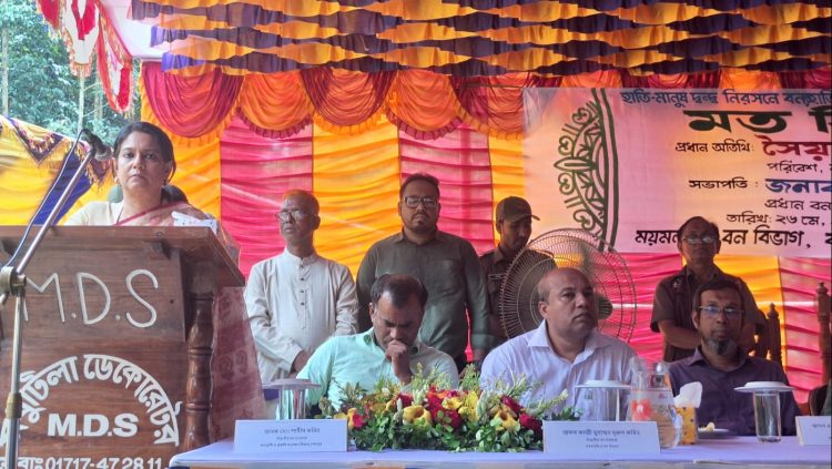 হাতি-মানুষ দ্বন্দ্ব নিরসনে সরকার স্থায়ী সমাধানের পথে কাজ করছে: শেরপুরে পরিবেশ উপদেষ্টা