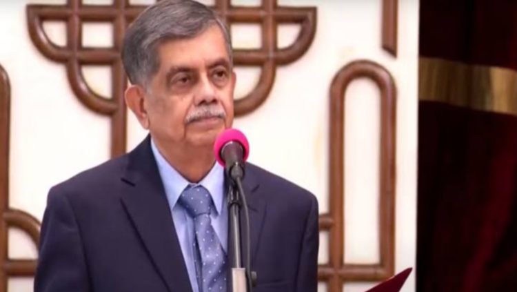 অনেক অস্থিরতার মাঝেও অপার সম্ভাবনার দেশ গঠনে আমরা কাজ করছি: শিক্ষা উপদেষ্টা
