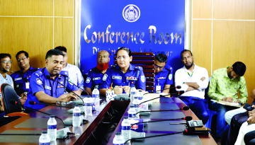 মেহেরপুরে আইনশৃঙ্খলা বিষয়ক মতবিনিময় করলেন পুলিশ সুপার