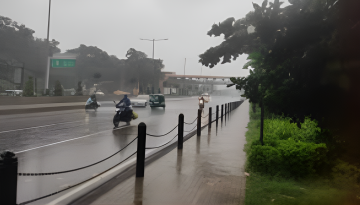 সকাল থেকে রাজধানীসহ বিভিন্ন স্থানে বৃষ্টি