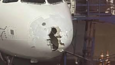 মাঝআকাশে ভয়াবহ ঝড়-শিলাবৃষ্টির কবলে ভারতের বিমান