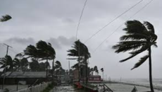 দুপুরের মধ্যে যেসব জেলায় ৬০ কিমি বেগে ঝড়ের আভাস