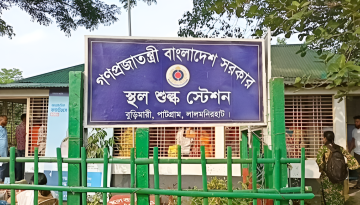 লাগাম টেনেও থামানো যাচ্ছে না বুড়িমারী স্থলবন্দরে চাঁদাবাজি