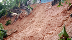 চট্টগ্রামের আনোয়ারায় পাহাড় ধসে ২ শিশুর মৃত্যু, আহত ৩