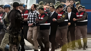 তুরস্কে ৬৫ সেনা ও পুলিশ সদস্য গ্রেপ্তার